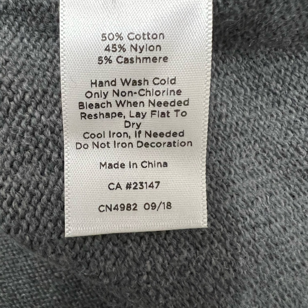 Talbots Sabrina cashmere blend tunic sweater with faux pearl cowl neck sz S - Picture 5 of 5